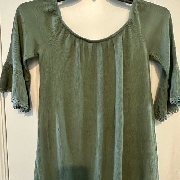 Socialite Green Bell Sleeve Tunic Dress Medium Rayon & Polyester - Picture 7 of 9
